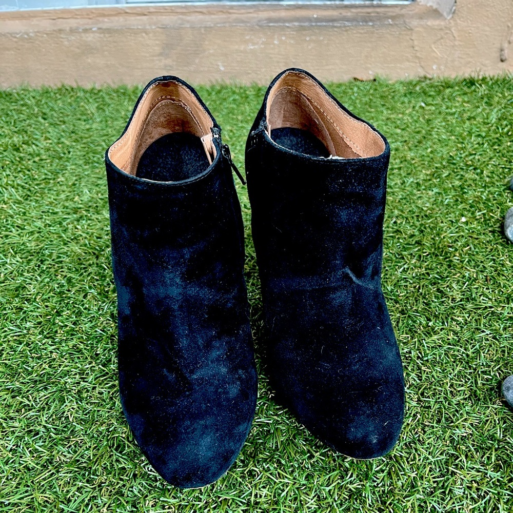 Black Aldo Heeled Booties size 39